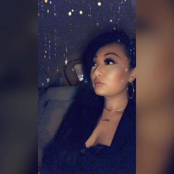 Meet your Posher, Sandy - Picture 1 of 1